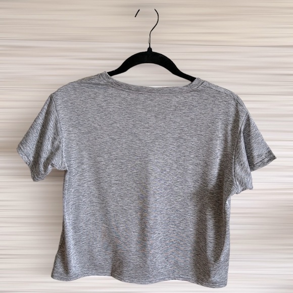 His Love is Strong Jesus his Grace is Free Dri Fit Crop Top | SIZE M - Picture 2 of 3